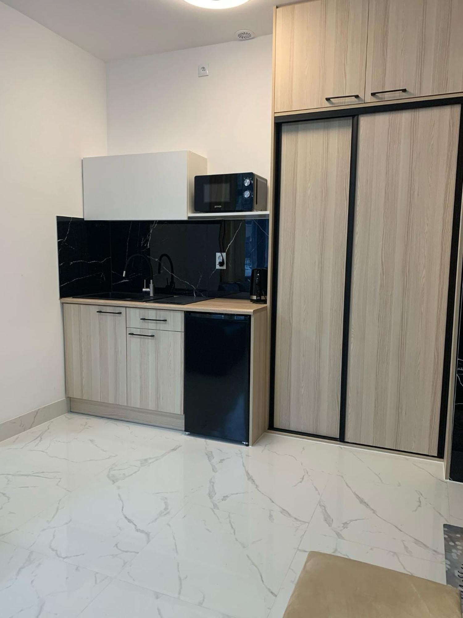 Apartamenty Sw.Rocha Білосток Екстер'єр фото