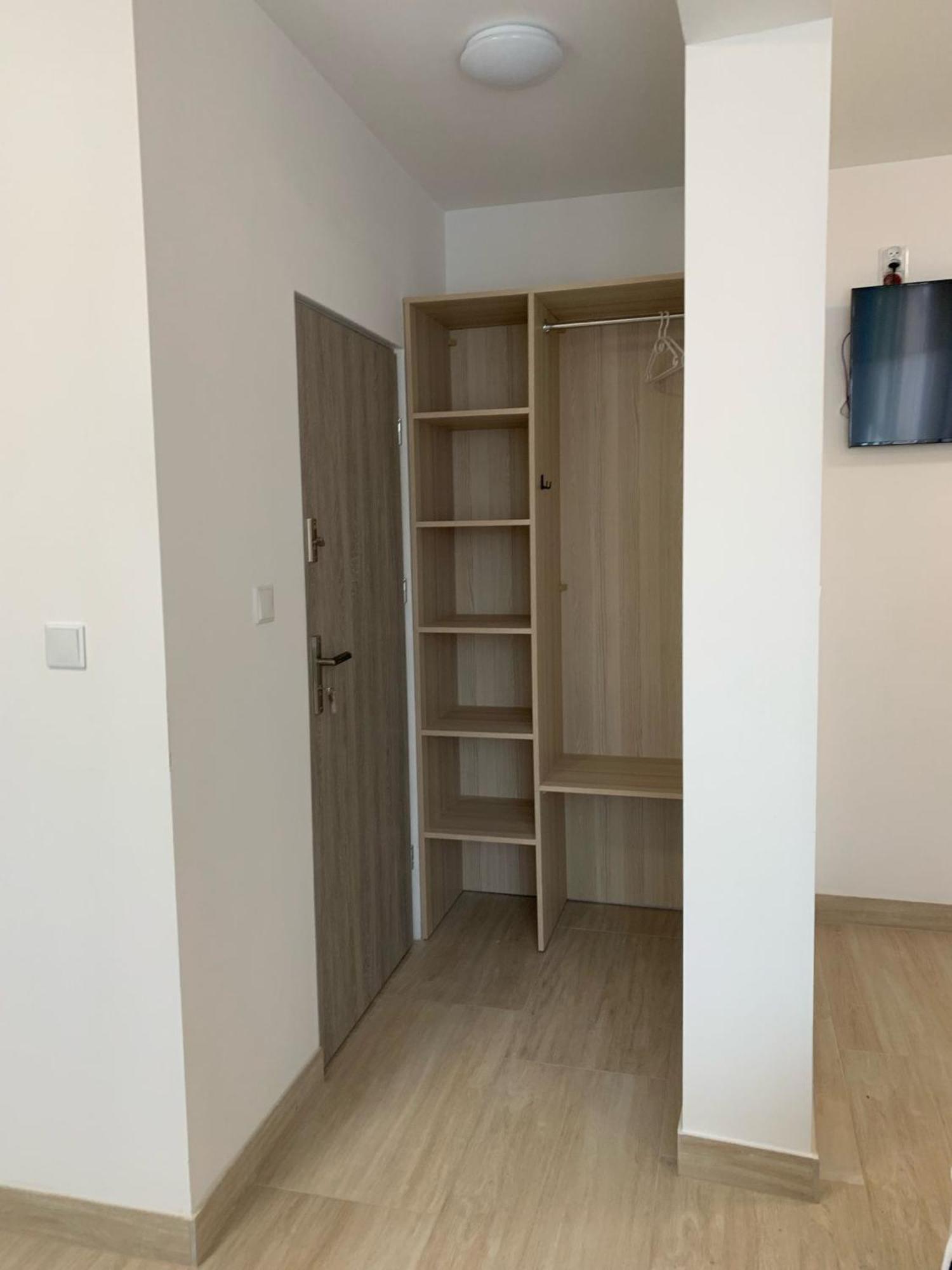 Apartamenty Sw.Rocha Білосток Екстер'єр фото