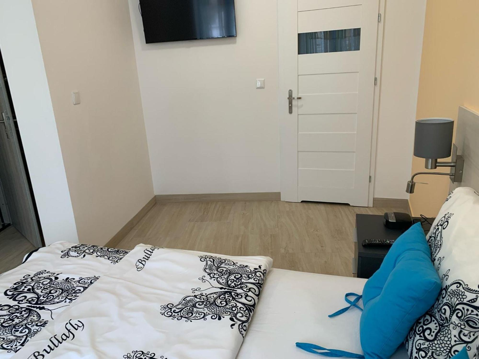 Apartamenty Sw.Rocha Білосток Екстер'єр фото