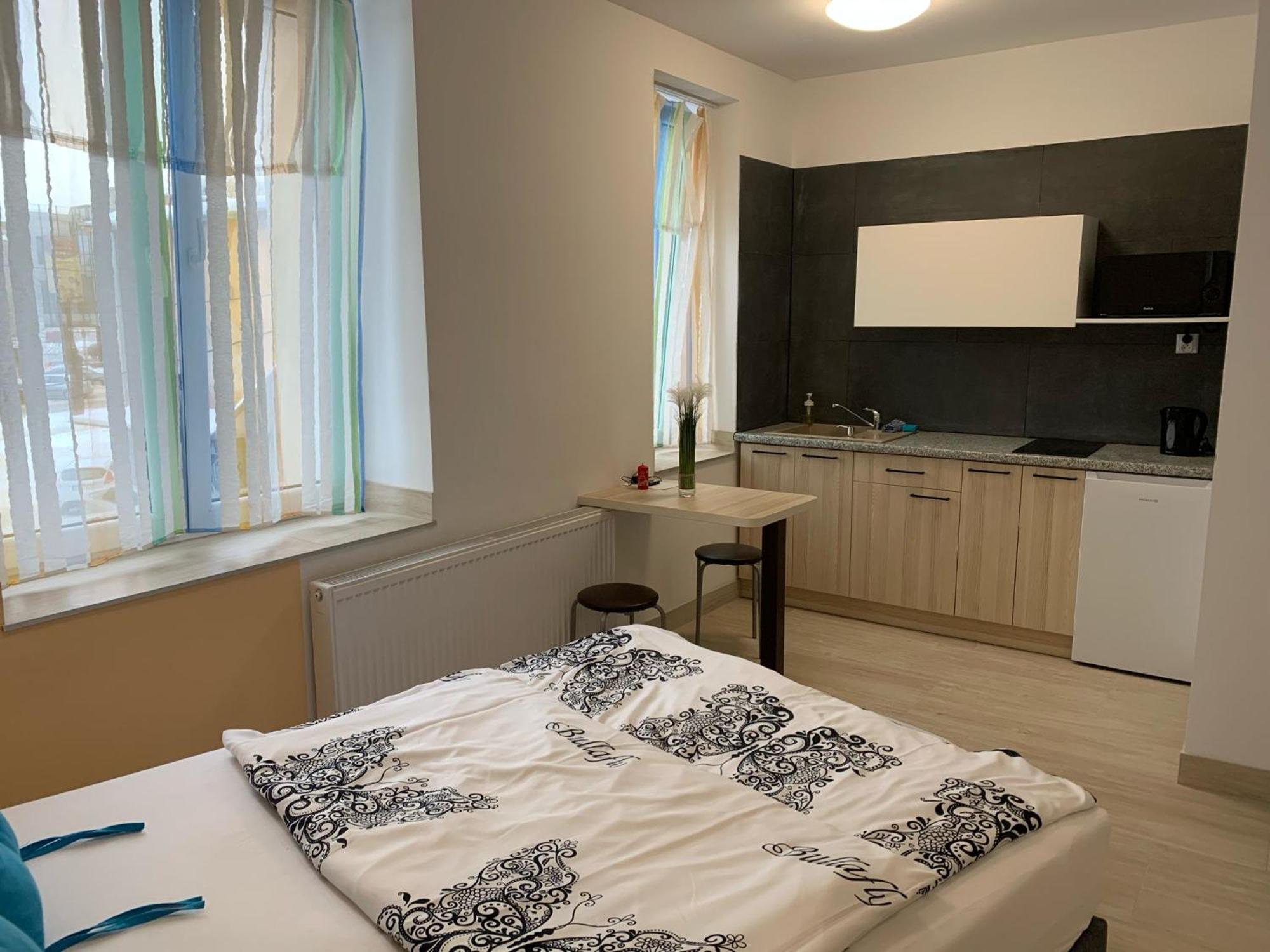 Apartamenty Sw.Rocha Білосток Екстер'єр фото